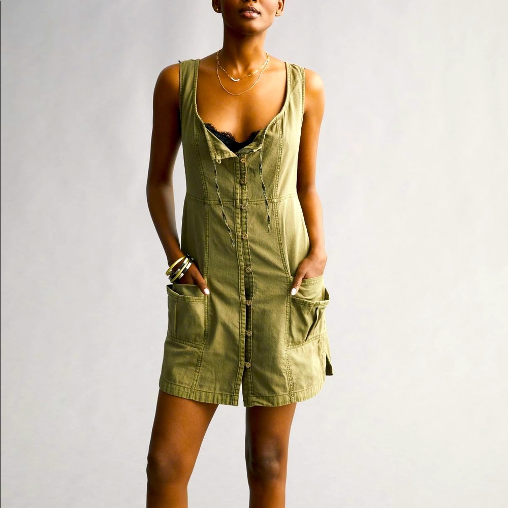 Anthropologie Pilcro button up mini dress size Med sold out